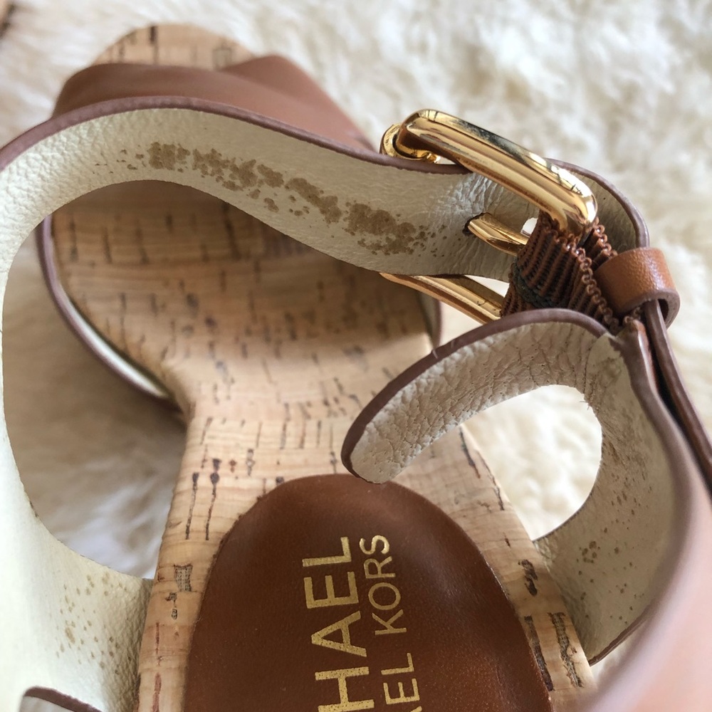 MICHAEL Michael Kors Brown Vintage Block Heels - Picture 7 of 8